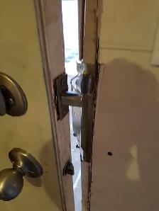 Cracked door slabs-'selling', Free estimate.repair. cracked fr - Photo 3