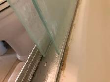 glass shower doors fxng. selling glass bathtub doors fixing and