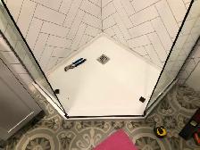 glass shower doors fxng. selling glass bathtub doors fixing and - Photo 2