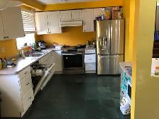 Furnished Room near Saq1 from Nov 1st - Photo 8