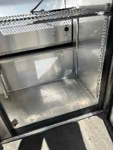 Nella storage restaraunt fridge / server - Photo 5