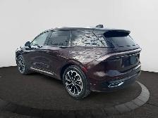 2024 Lincoln Nautilus RESERVE AWD - Photo 3