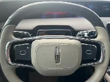 2024 Lincoln Nautilus RESERVE AWD - Photo 23