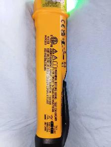 Klein Tools NCVT-4IR Voltage Tester and Thermometer - Photo 3