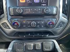 2017 Chevrolet Silverado 1500 LTZ Crew Cab Short Box 4-Wheel Dri - Photo 18