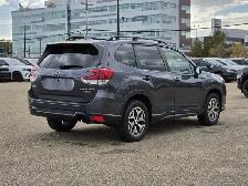 2022 Subaru Forester Touring - Photo 4