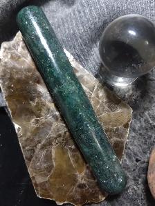 FOREST GREEN 'PIXIE ADVENTURE' ROUNDED TAPERED AVENTURINE WAND - Photo 6