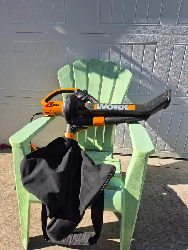 Leaf Blower