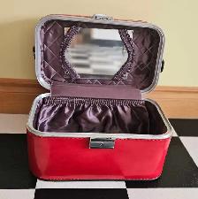 Cosmetic Jewelry Train Case