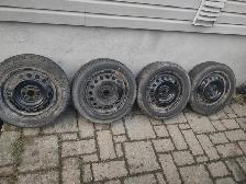 175-65R15x4 pneu hiver Gislaved NordFrost sur jante Toyota Yaris - Photo 3