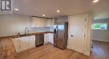 Waterfront House for rent - Photo 8