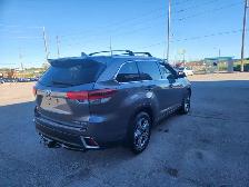 2017 Toyota Highlander AWD 4DR LIMITED WITH NAV& LOW KILOMETER - Photo 5