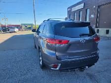 2017 Toyota Highlander AWD 4DR LIMITED WITH NAV& LOW KILOMETER - Photo 7
