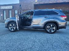 2017 Toyota Highlander AWD 4DR LIMITED WITH NAV& LOW KILOMETER - Photo 9