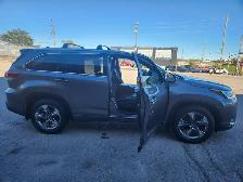 2017 Toyota Highlander AWD 4DR LIMITED WITH NAV& LOW KILOMETER - Photo 11