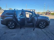 2017 Toyota Highlander AWD 4DR LIMITED WITH NAV& LOW KILOMETER - Photo 12