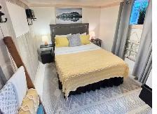 1 Bedroom 1 Bathroom Apartment - Photo 4