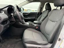 2021 Toyota RAV4 XLE Top Seller! - Photo 14
