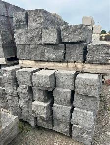 Grey Curbs - Photo 2