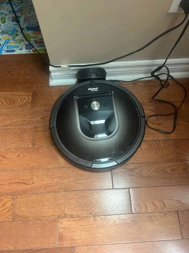 Aspirateur/Vacuum Roomba Series 900 Perfect condition!