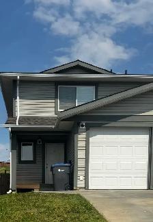 QUALITY, OPEN, 3 BEDROOM, GARAGE & FENCED YARD, FRANK ROSS AREA