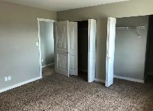 QUALITY, OPEN, 3 BEDROOM, GARAGE & FENCED YARD, FRANK ROSS AREA - Photo 5