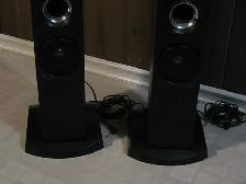 2 Classic Singing Machine Tower Floor Speakers - Photo 9