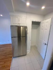 Bachelor unit available December 1st in Centretown! - Photo 2