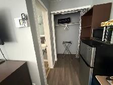 Private bath and entrance, fully furnished, all-included - Photo 3