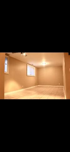 Bright Spacious 2-Bedroom Apt in Etobicoke Available Dec 1st