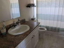 Bright 2bdrm APT- RENOVATED/SPACIOUS/SELF CONTAINED! Avail Now! - Photo 6