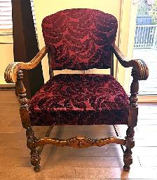 FREE! Classic Wood Frame Chair