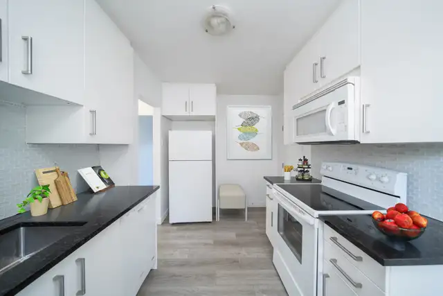 SPACIOUS 2 Bedroom House For Rent! Move In Ready!