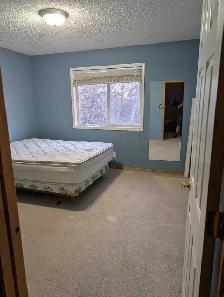 Room for rent NW - Photo 2