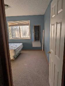 Room for rent NW - Photo 4
