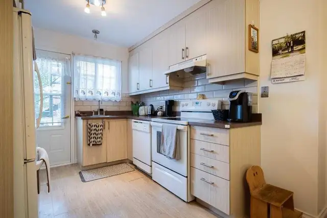 Grandes chambres à louer à Lasalle