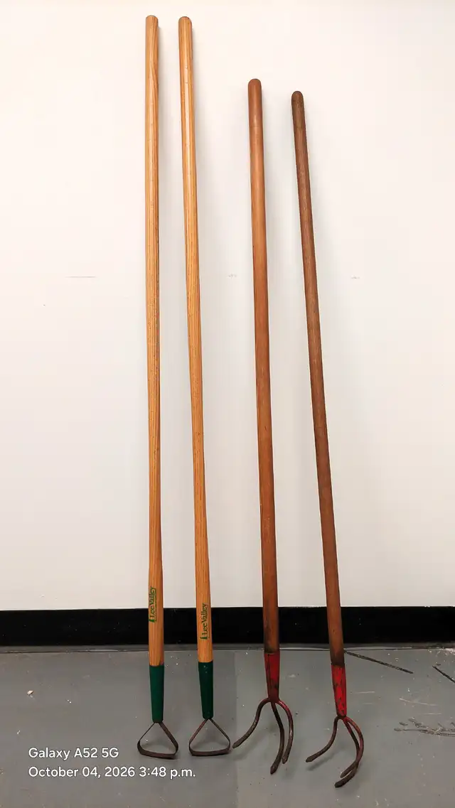 Lee Valley Loop Hoes & Wood Handle Cultivators