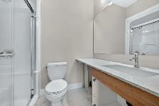 3-bedroom 4-bathroom townhome in Corunna for rent! - Photo 10