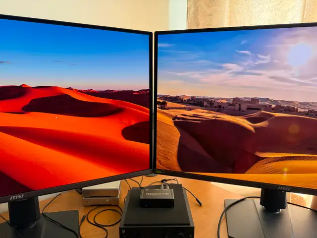 MSI MPG 321 URX QD-OLED Monitors