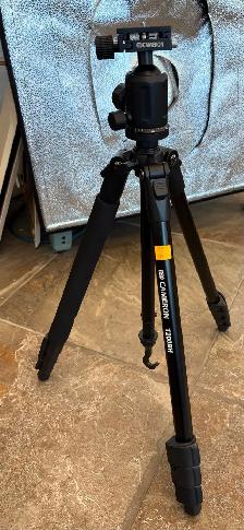 Cameron T200BH Adjustable Tripod with Bag - Photo 2