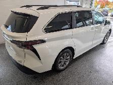 2024 Toyota Sienna LE 8 PASSAGERS - Photo 3