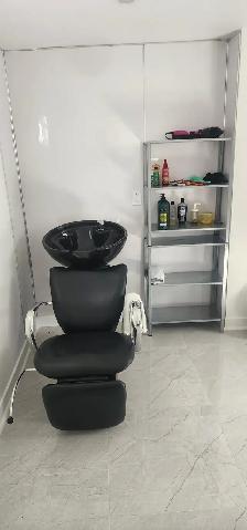 Détressage & lavage de cheveux — Rivière-des-Prairies, Montré