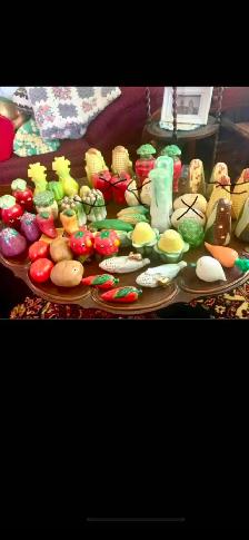 100’s of vintage salt and pepper shakers - Photo 8