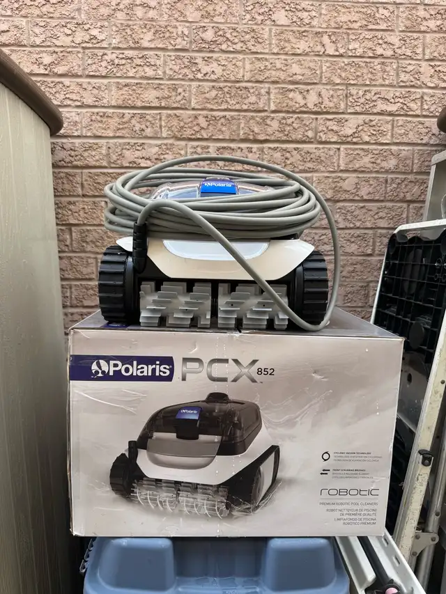 POLARIS PCX852 ROBOTIC POOL CLEANER