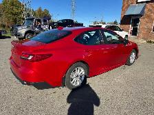 2025 Toyota Camry SE - Photo 3