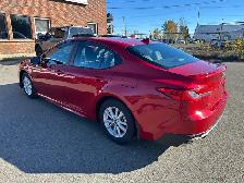 2025 Toyota Camry SE - Photo 4