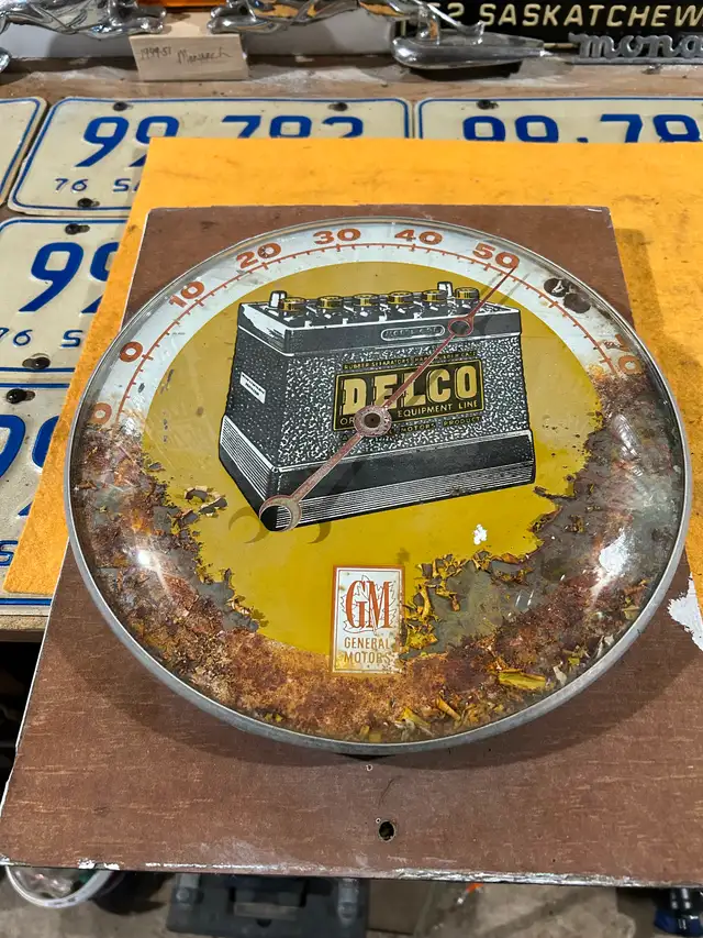 Vintage GM thermometer