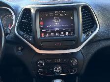 2016 Jeep Cherokee 4WD 4dr Trailhawk - Photo 10