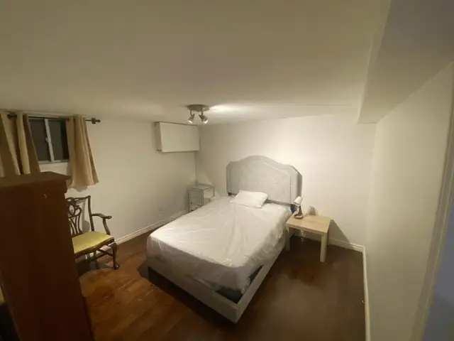 Room for rent basement