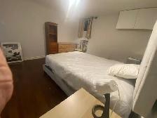 Room for rent basement - Photo 8